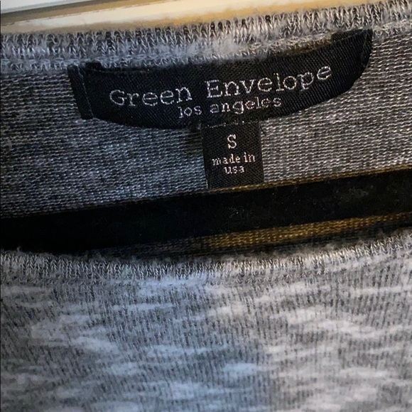 Grey shirt - Picture 2 of 4